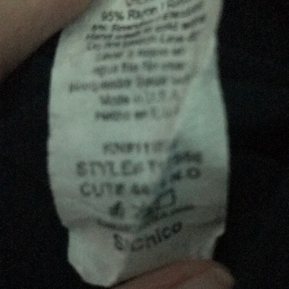 Scoop-neck lace up back long sleeve top - Picture 2 of 2